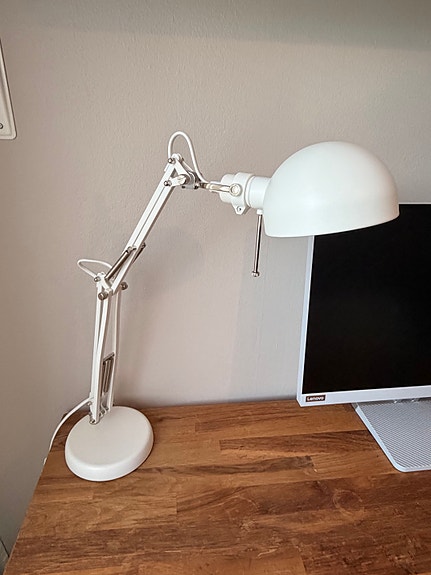 Ikea -pöytävalaisin