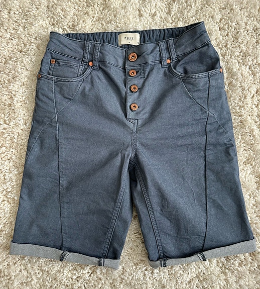 Farkku shortsit