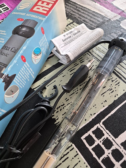 Akvaarion lämmitin 100W käyttämätön