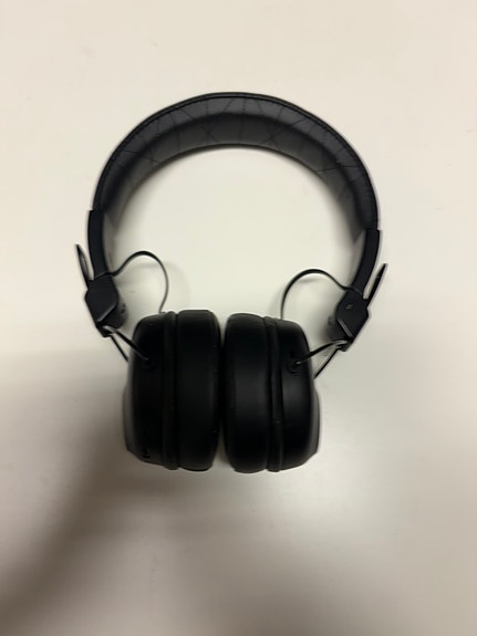 JLab Studio Bluetooth langattomat kuulokkeet (HBSTUDIO)