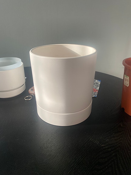 Valkoinen ruukku 18cm