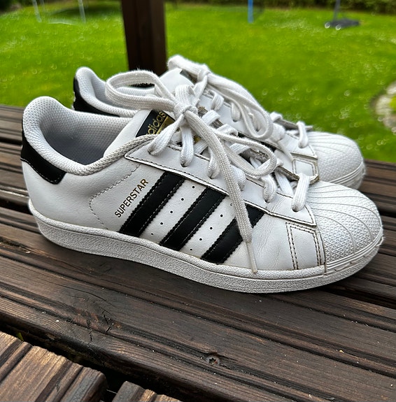 Adidas Superstar tennarit