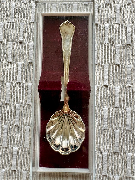 Chippendale sokerilusikks