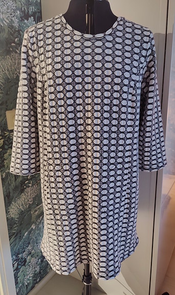 Trikoo mekko