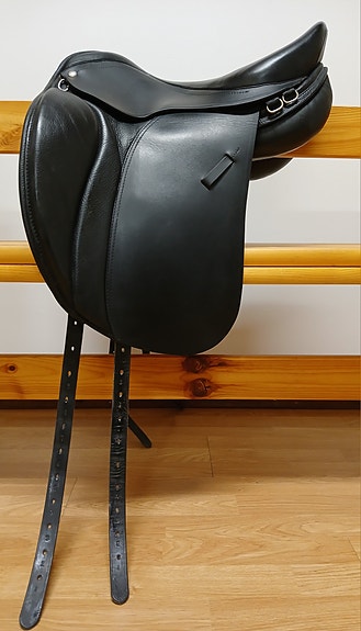 Skoli 17" satula