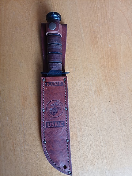 Ka-Bar USMC puukko nahkatuppi