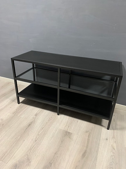 Ikea vittsjö tv taso, hylly, musta hyllykkö
