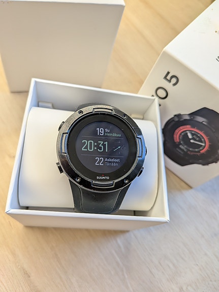 Suunto 5 All Black