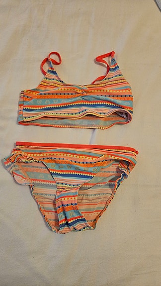 Bikinit 122/128 cm (Espoo)