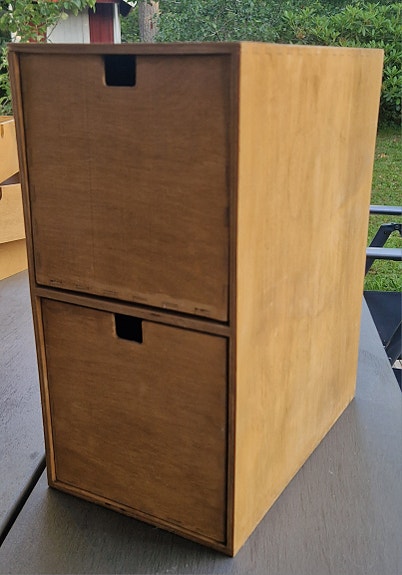 IKEA puinen laatikosto kahdella laatikolla