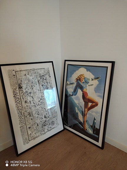 IKEA kehykset noin 70x100 cm