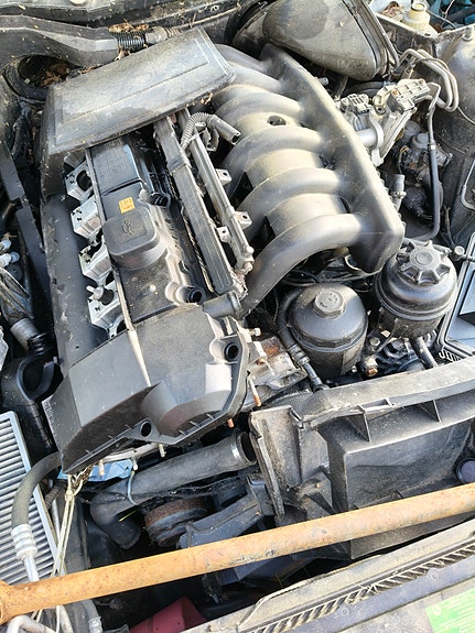 M52b28 kansi, e39 takavalot