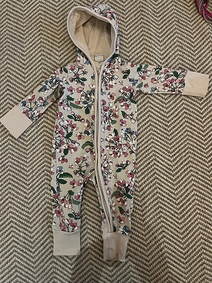 Polarn o pyret collegehaalari / jumpsuit