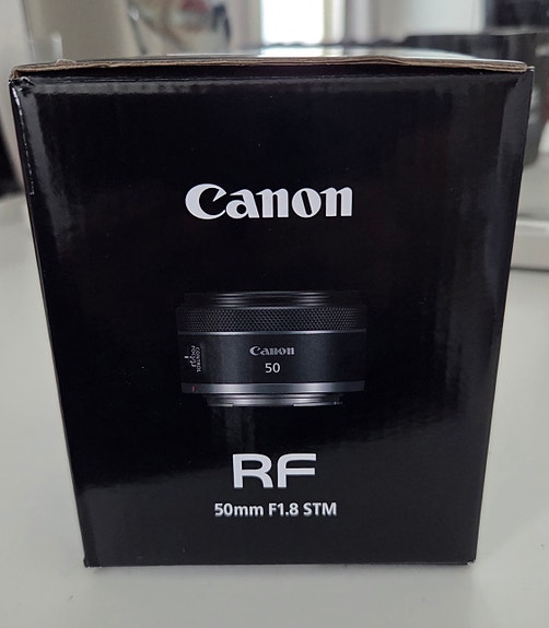 Canon RF 50mm F1.8 STM