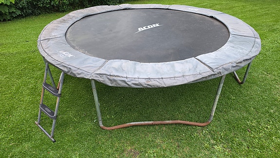 Acon air 3.7 trampoliini