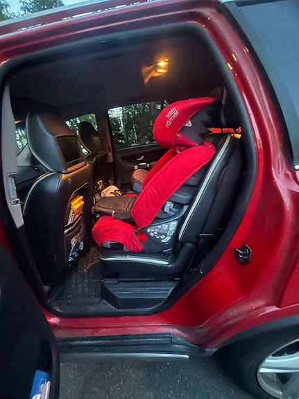 Britax Römer Evolva turvaistuin punainen
