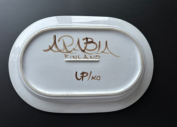 Arabia uunivuoka / tarjoiluvati ovaali ruskea kuvio