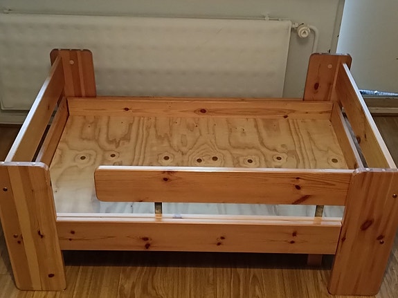 Unipuu jatkettava lastensänky