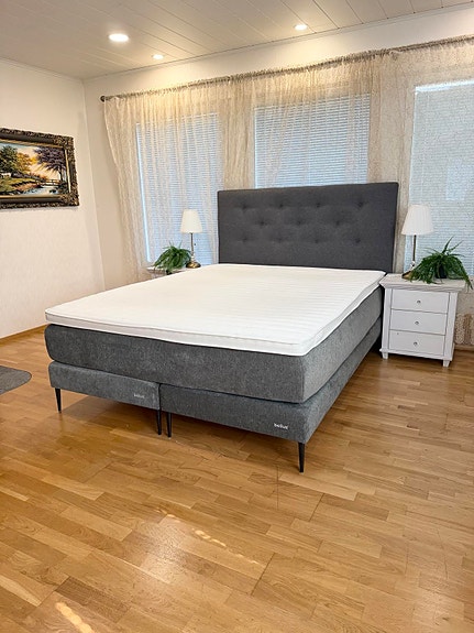 Bellus jenkkisänky 160x200+ pääty+ petauspatja / Ilmainen kuljetus pk-seudulla