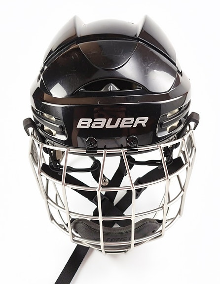 Bauer 5100S jääkiekkokypärä ristikolla
