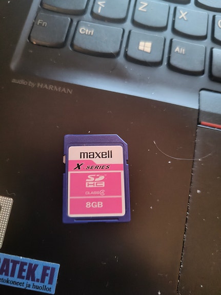 Maxell X Series SD-muistikortti 8GB