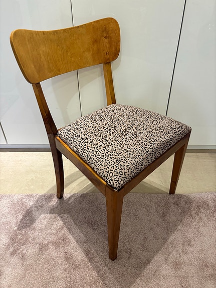 Vanha vintage tuoli 50-luvun retro
