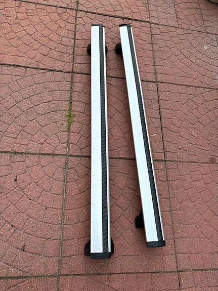 Thule kattotelineet Volvo V60