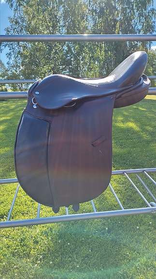 Aiver Sport joustorunkoinen