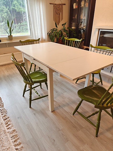 IKEA Jatkettava ruokapöytä