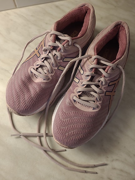 Asics juoksulenkkarit Gel-nimbus- koko 39 vaaleanpunainen