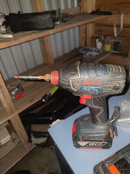 Bosch pulttipyssy/ruuvinväännin