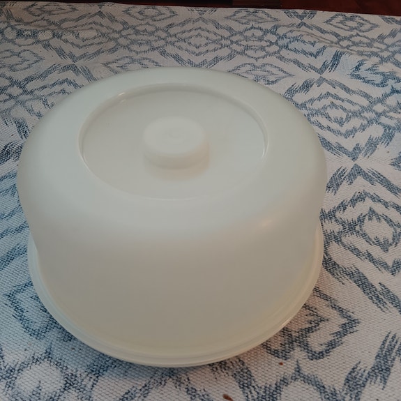 Tupperware kakkukupu
