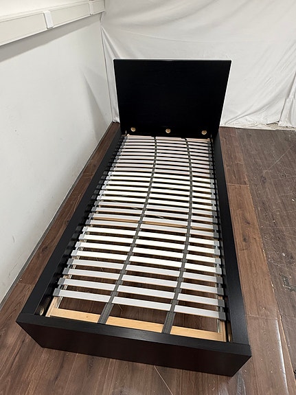 Ikea Malm 90x200 cm Sängynrunko musta