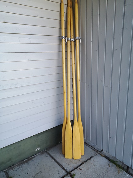 Myyd. ison Päijän-veneen alkuperäiset 2,3-2,4m airot, 4 kpl.