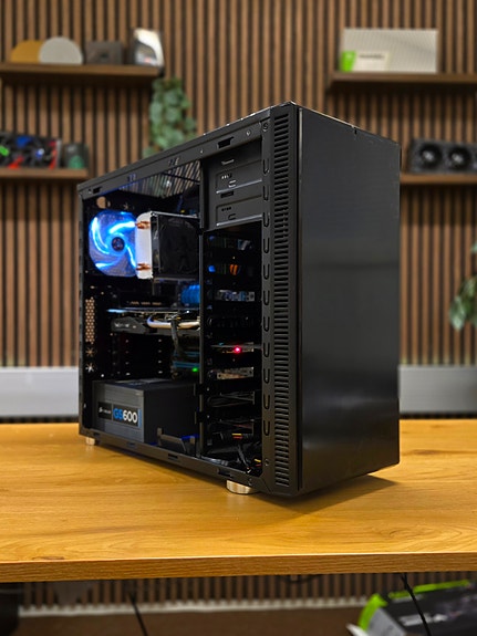Vanha Pelikone – GTX 970 / FX-8120 / Fractal Design Define R4