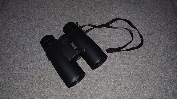 Bushnell Sportsman 10x42 kiikarit + suojalaukku