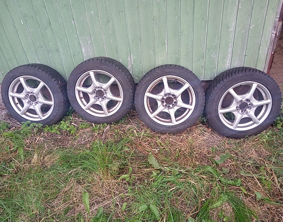 Aluvanteet 2 jakoa, 5x108 ja 5x100.Ford, Chrysler ym