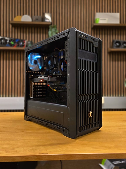 Pelikone – i5-3470 / RX 570 4 GB / SSD