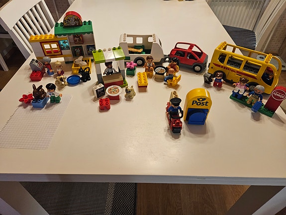 LEGO DUPLO City kaupunki- ja ajoneuvosetti