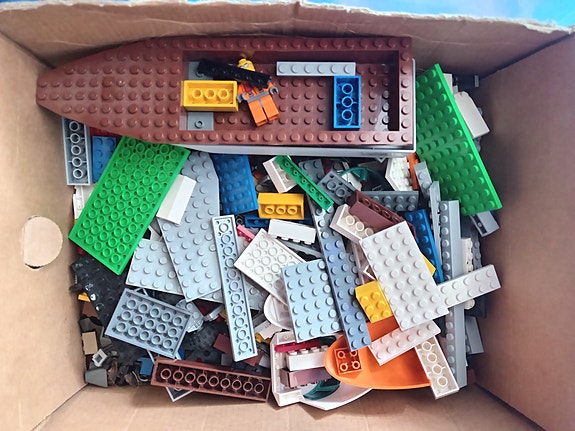 Sekalainen kasa legoja