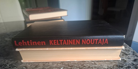 Lehtinen, Keltainen noutaja