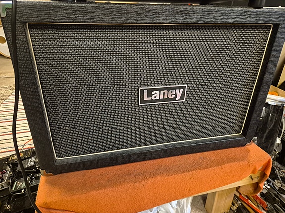 Laney GS212IE 2x12 kaappi