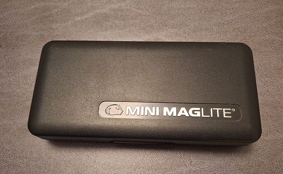 Maglite Mini Maglite +pienin maglite taskulamppu mustana ja boxi
