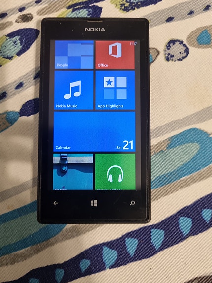 Nokia Lumia älypuhelin musta