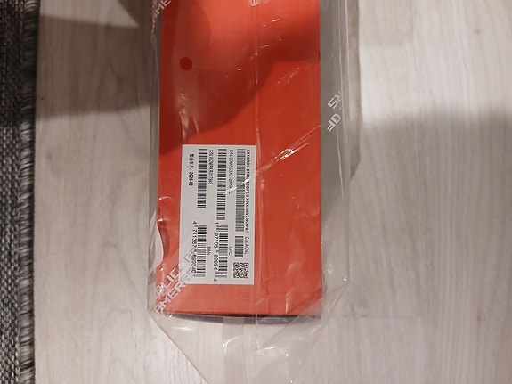 Asus Rog Strics II x näppäimistö