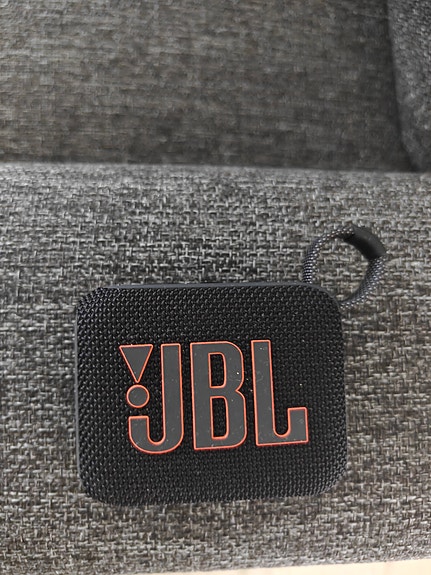 Jbl kaiutin