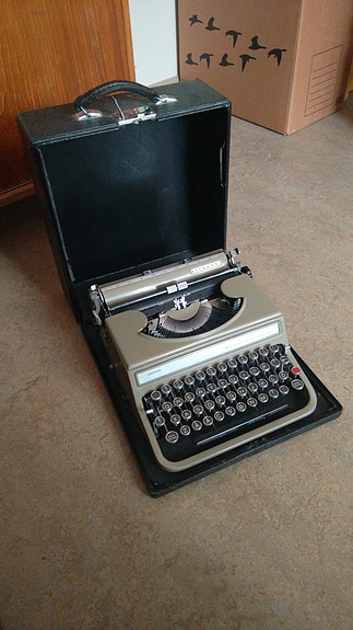 Olivetti kirjoituskone