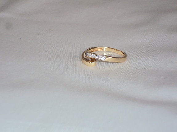 Kultainen timantti sormus 14k
