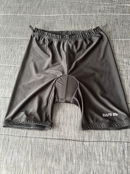 Miesten pyöräilyshortsit