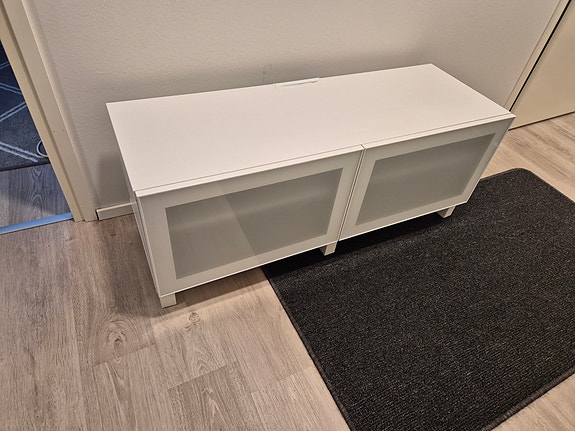 Bestå TV-taso 120 cm